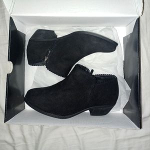 Torrid Scalloped faux suede ankle bootie